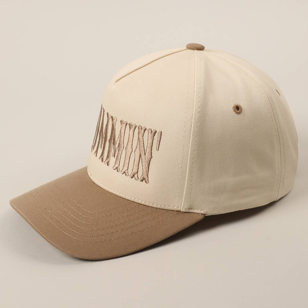 MOMMIN' Embroidered Two-Tone Trucker Hat