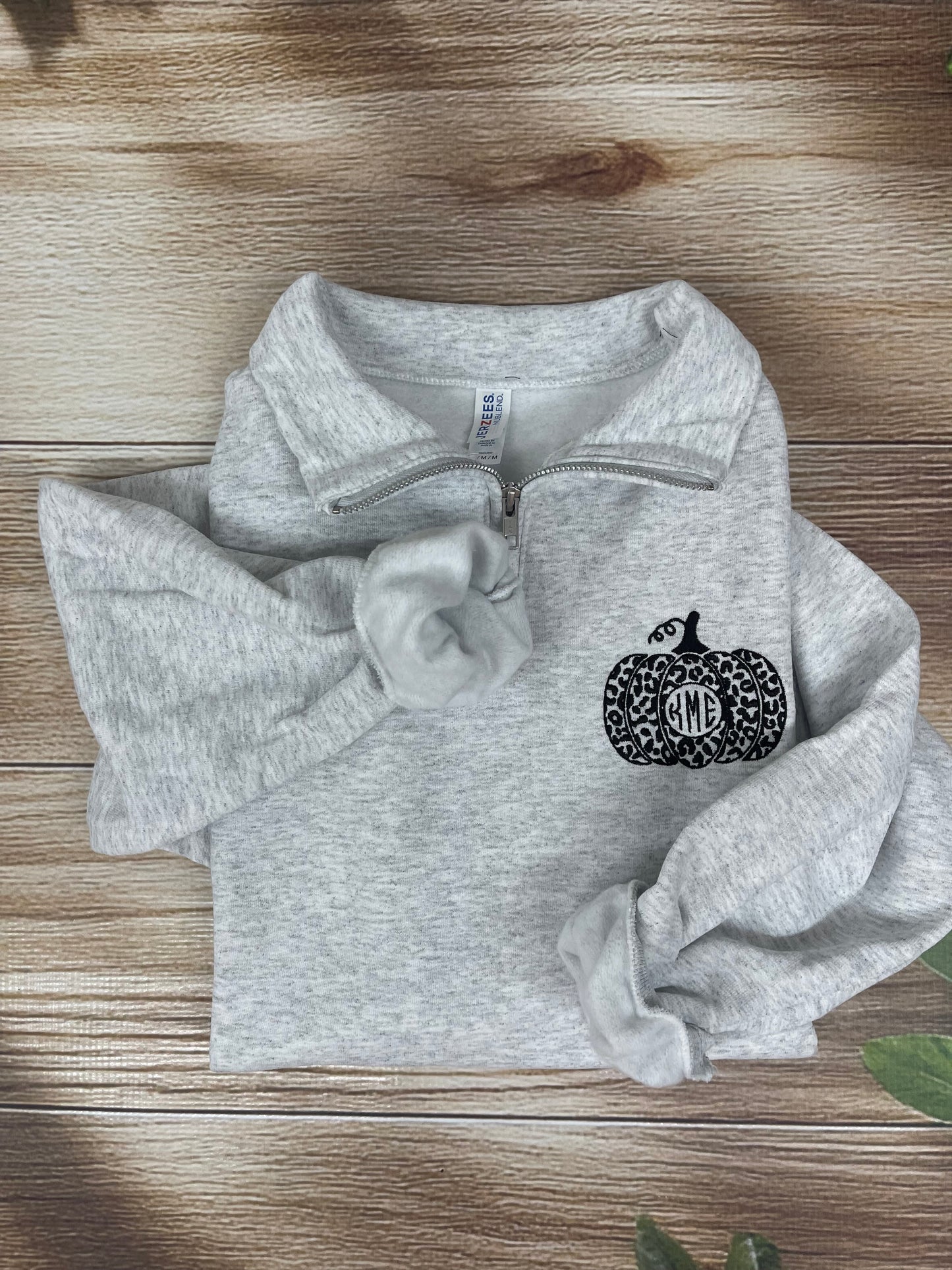 Monogram Pumpkin Cozy Quarter-Zip – Ash Grey