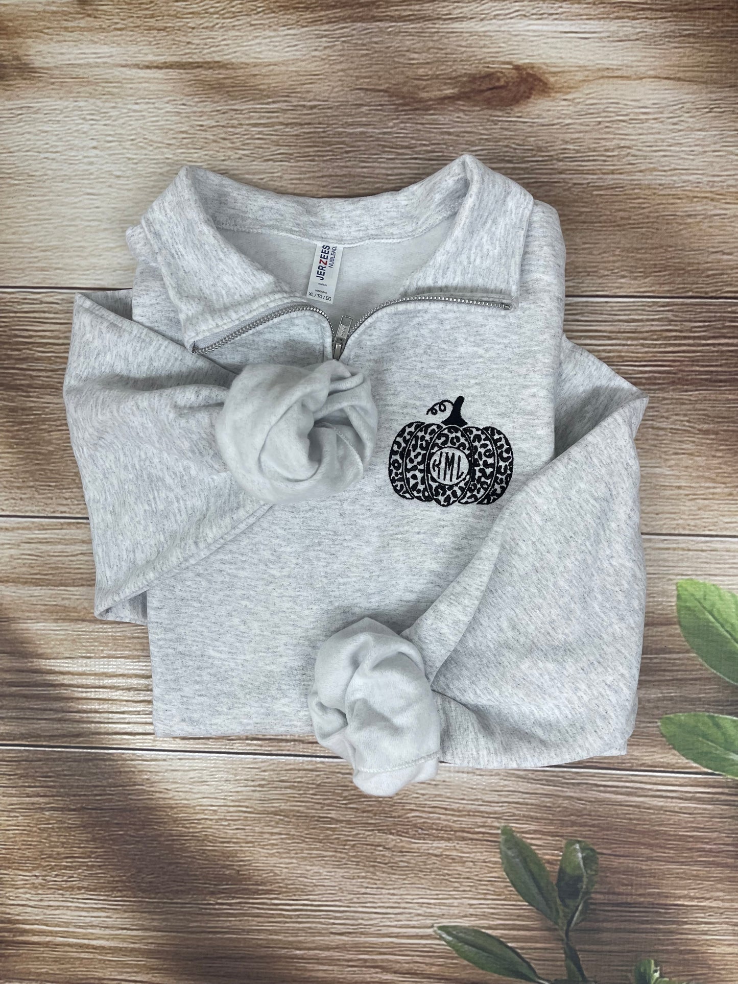 Monogram Pumpkin Cozy Quarter-Zip – Ash Grey