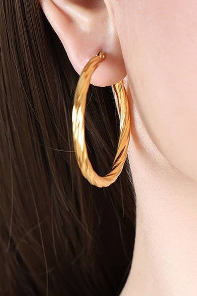 Twisted Vine Gold Hoop
